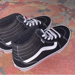 Vans high top Black and White Sneakers